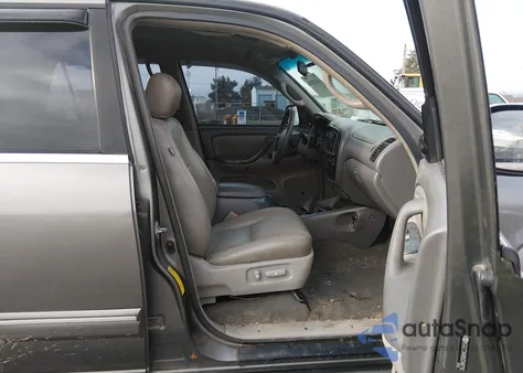 2005 Toyota Sequoia Sr5 V8 z USA, uszkodzony, nr VIN 5TDZT34A95S248710
